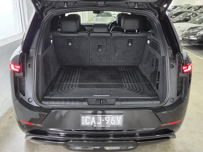 2023 Land Rover Range Rover Sport D250 SE