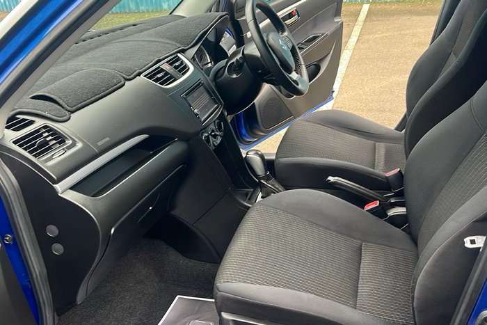 2015 Suzuki Swift GL Navigator