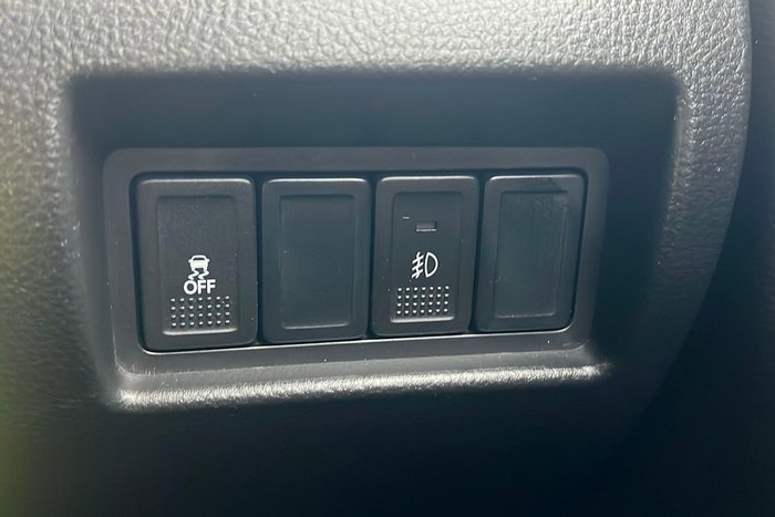 2015 Suzuki Swift GL Navigator
