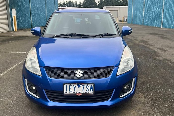 2015 Suzuki Swift GL Navigator