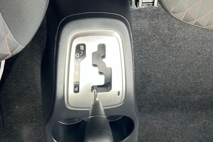 2021 Mitsubishi LB