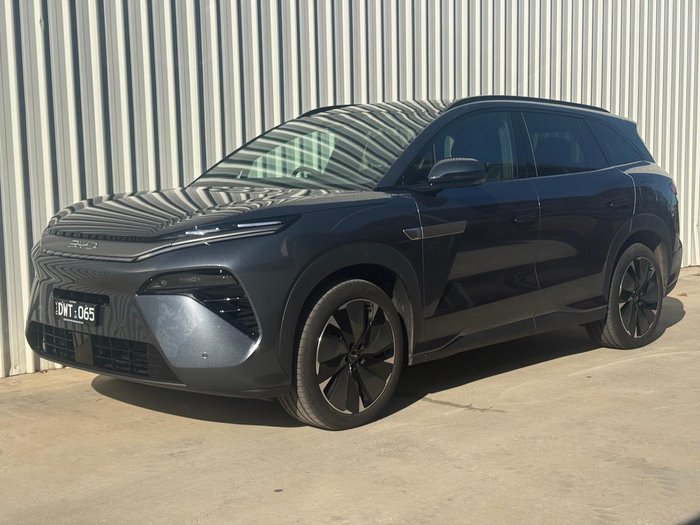 2025 BYD SEALION 8 Premium AWD