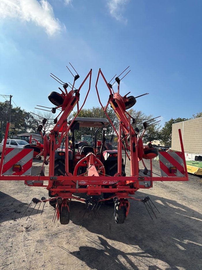 Kuhn Gf6502 Tedder 6-Rotor 6.5-Meter