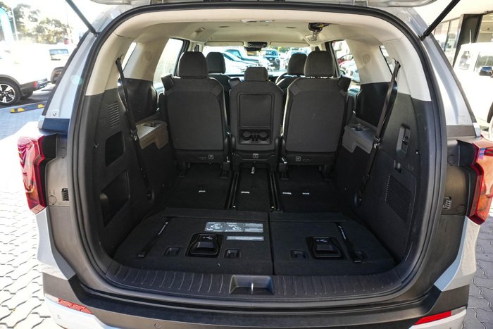 2024 Kia Carnival S