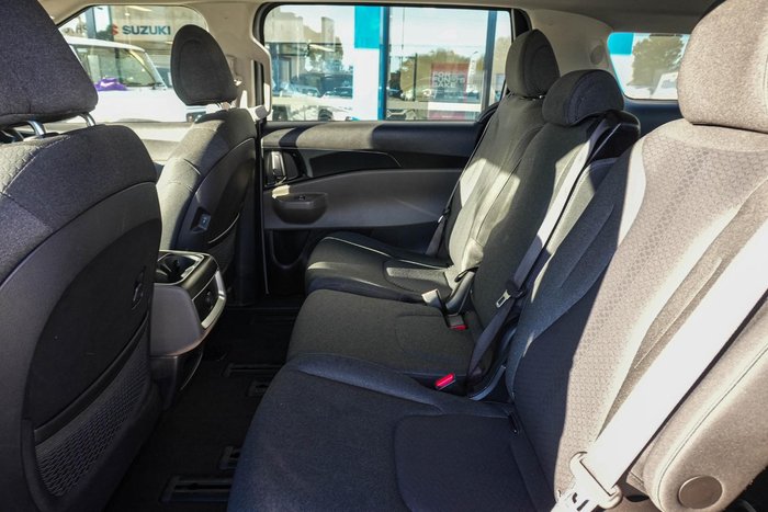 2024 Kia Carnival S