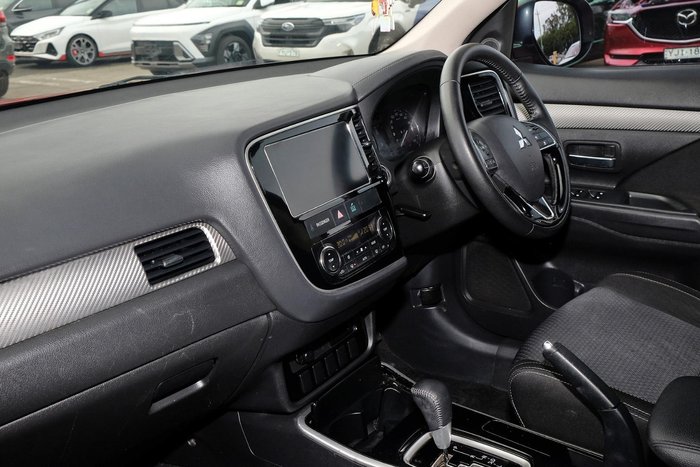 2017 Mitsubishi Outlander LS