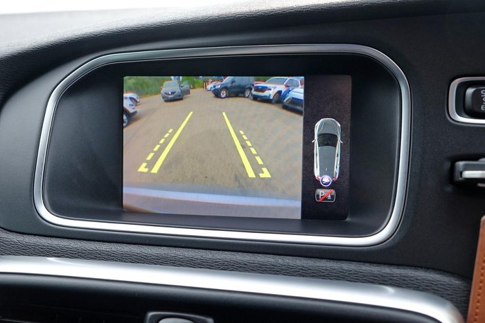 2017 Volvo V40 T3 Momentum