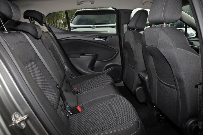 2017 Holden Astra R