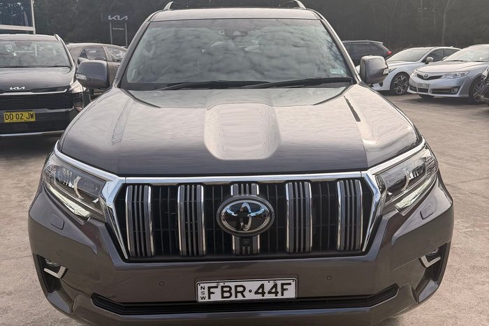 2023 Toyota Landcruiser Prado VX