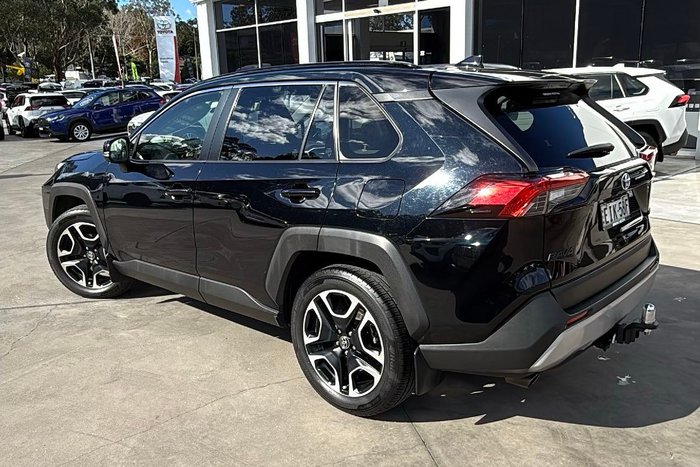 2020 Toyota RAV4 Edge