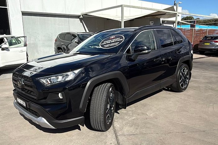2020 Toyota RAV4 Edge