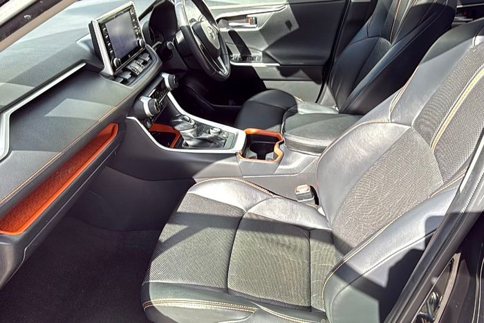 2020 Toyota RAV4 Edge