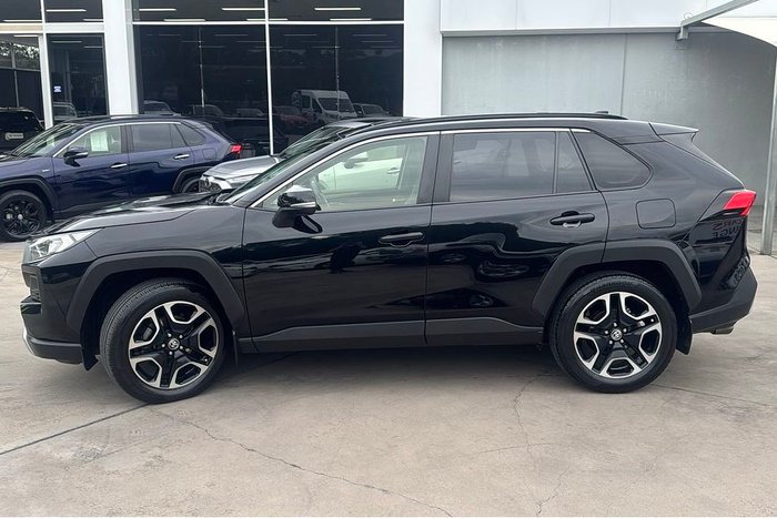 2020 Toyota RAV4 Edge