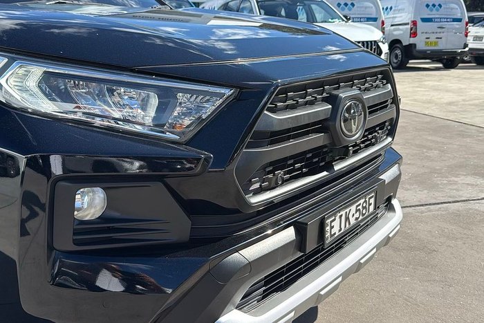 2020 Toyota RAV4 Edge