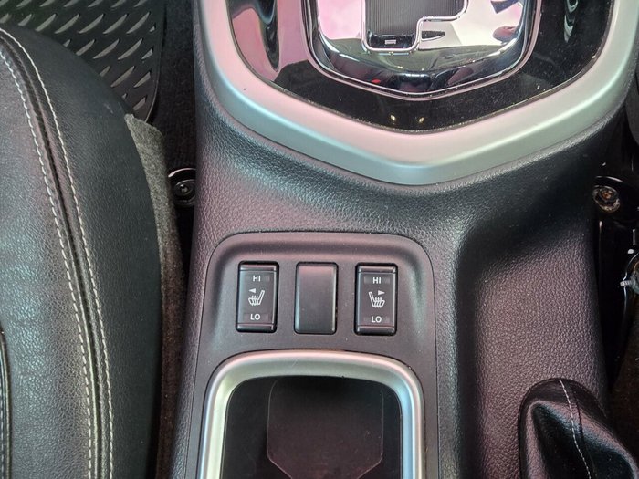 2018 Nissan Navara ST-X