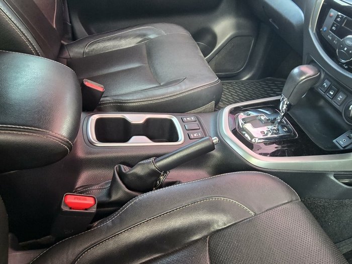 2018 Nissan Navara ST-X