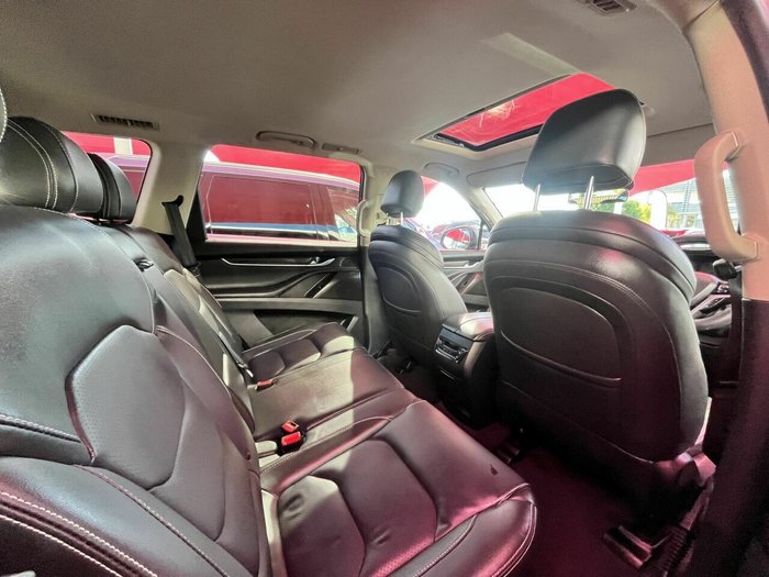 2022 LDV D90 Executive