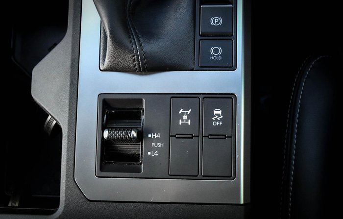 2024 Toyota Landcruiser Prado Kakadu