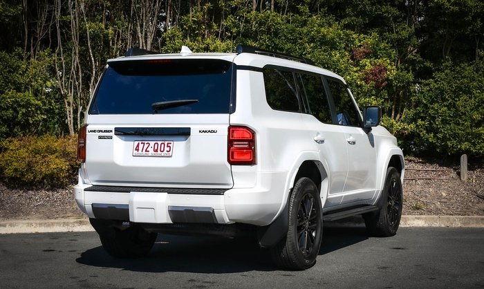 2024 Toyota Landcruiser Prado Kakadu