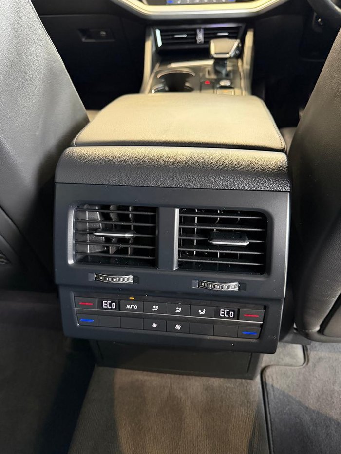 2019 Volkswagen Touareg 190TDI Launch Edition