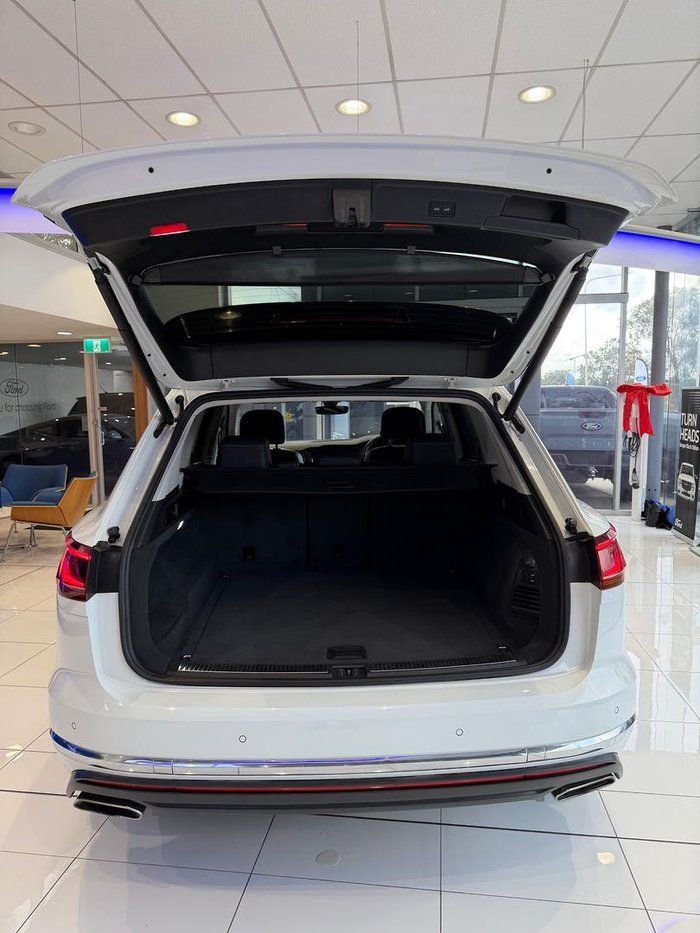 2019 Volkswagen Touareg 190TDI Launch Edition