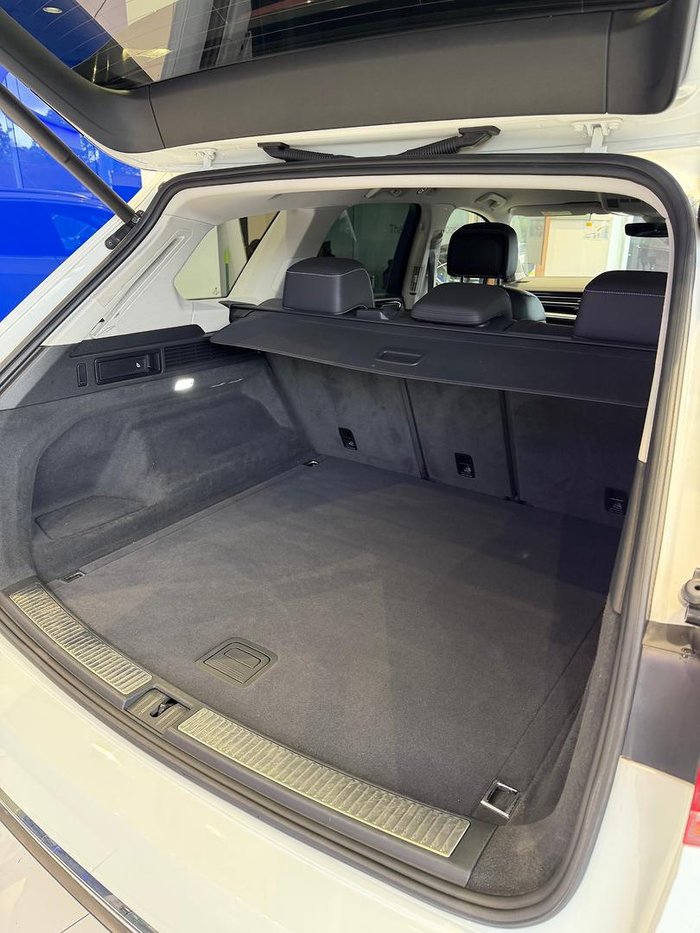 2019 Volkswagen Touareg 190TDI Launch Edition