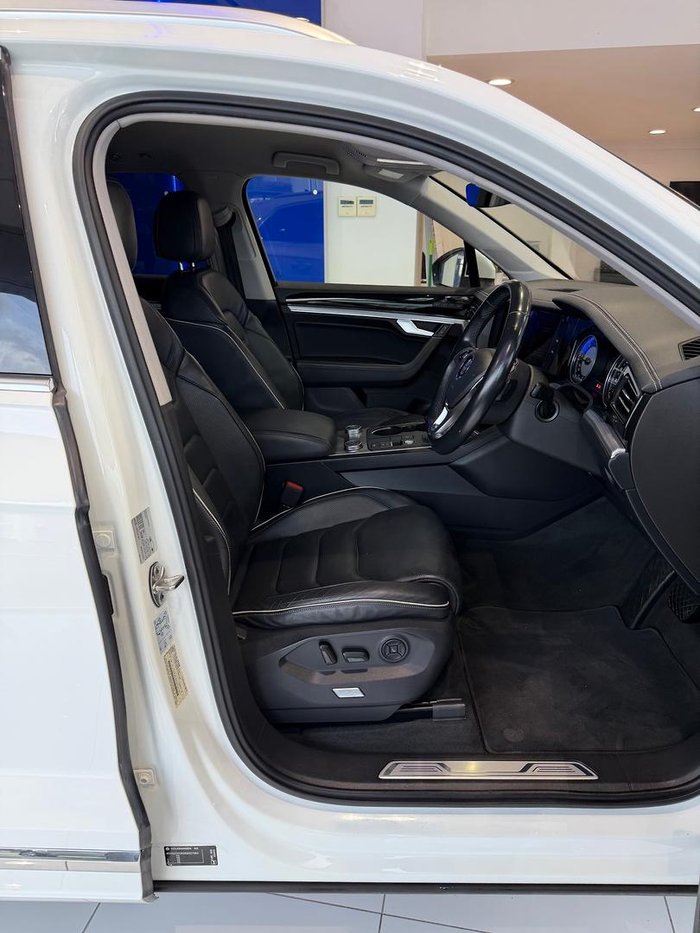 2019 Volkswagen Touareg 190TDI Launch Edition