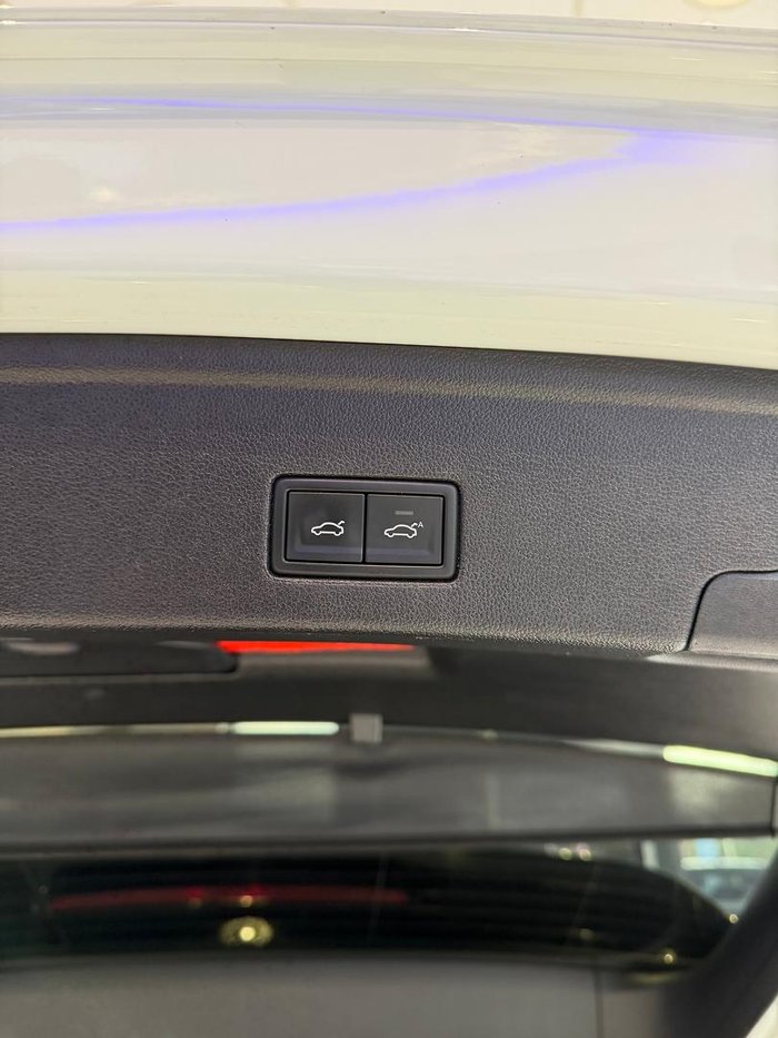 2019 Volkswagen Touareg 190TDI Launch Edition