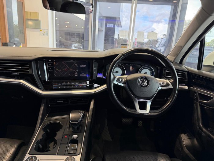 2019 Volkswagen Touareg 190TDI Launch Edition