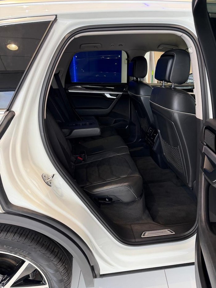 2019 Volkswagen Touareg 190TDI Launch Edition