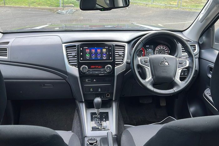 2023 Mitsubishi Triton GLX-R