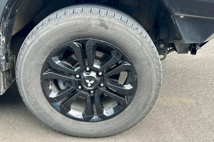 2023 Mitsubishi Triton GLX-R