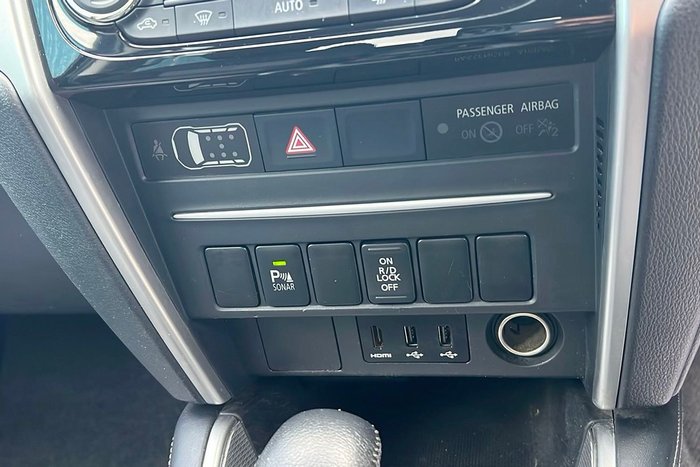 2023 Mitsubishi Triton GLX-R