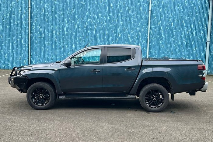 2023 Mitsubishi Triton GLX-R