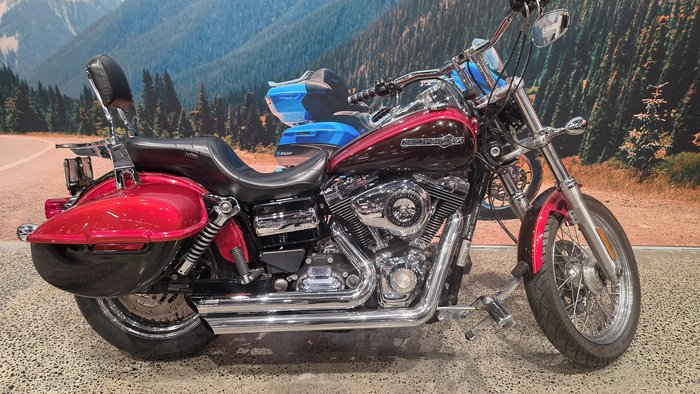 Harley-Davidson Dyna Super Glide Custom 1584 (FXDC) Dyna