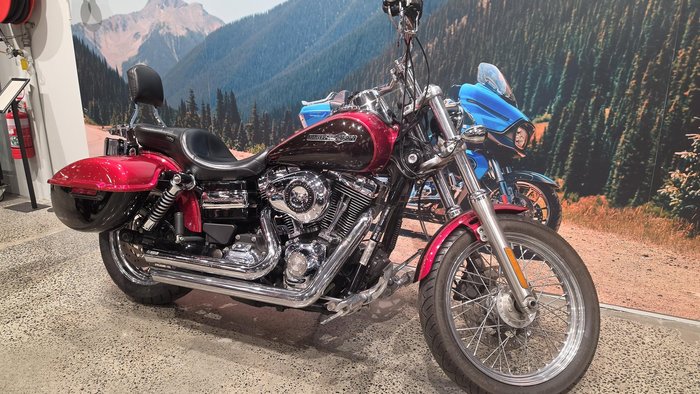 Harley-Davidson Dyna Super Glide Custom 1584 (FXDC) Dyna
