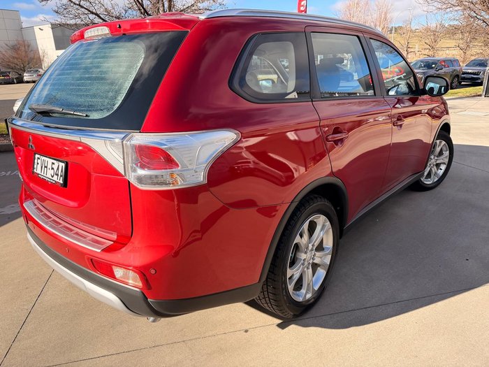 2014 Mitsubishi Outlander ES