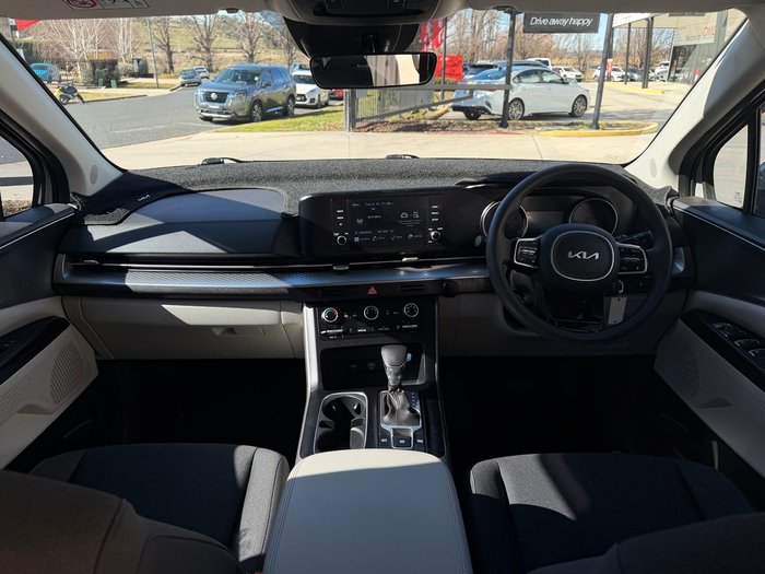 2023 Kia Carnival S