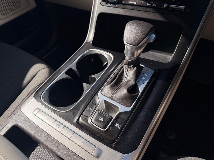 2023 Kia Carnival S