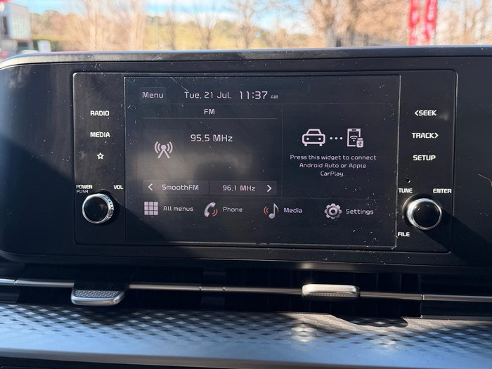 2023 Kia Carnival S