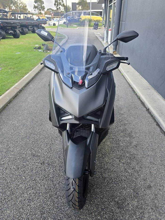 2024 Yamaha XMAX 300 (CZD300A)