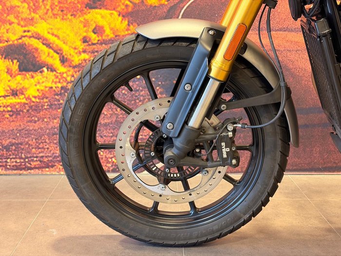 2024 Triumph Scrambler 400 X Scrambler Green
