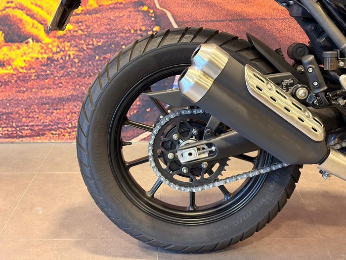 2024 Triumph Scrambler 400 X Scrambler Green