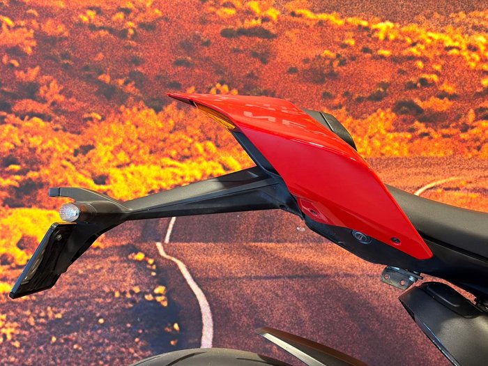 2022 Ducati Streetfighter V2 Streetfighter Red