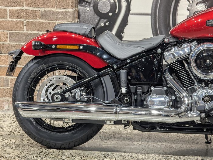 Harley-Davidson Street Bob 117 (FXBB) Softail