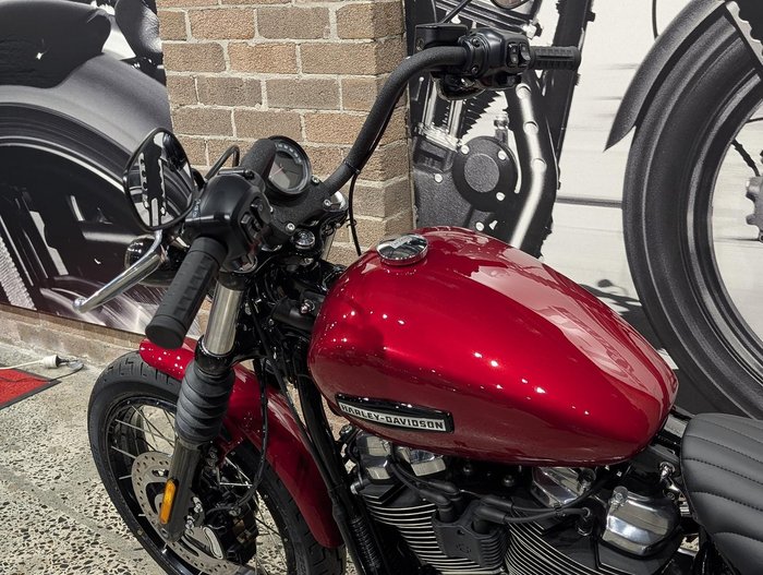 2026 Harley-Davidson Street Bob 117 (FXBB) Softail Red