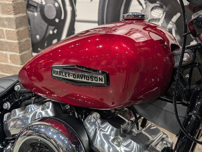 2026 Harley-Davidson Street Bob 117 (FXBB) Softail Red