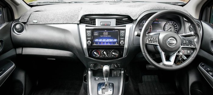 2021 Nissan Navara ST