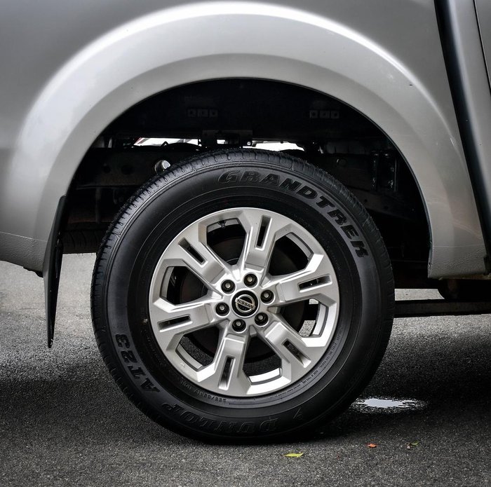 2021 Nissan Navara ST