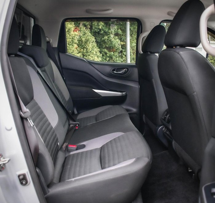2021 Nissan Navara ST